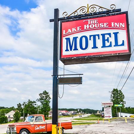 The Lake House Inn Laurie Buitenkant foto